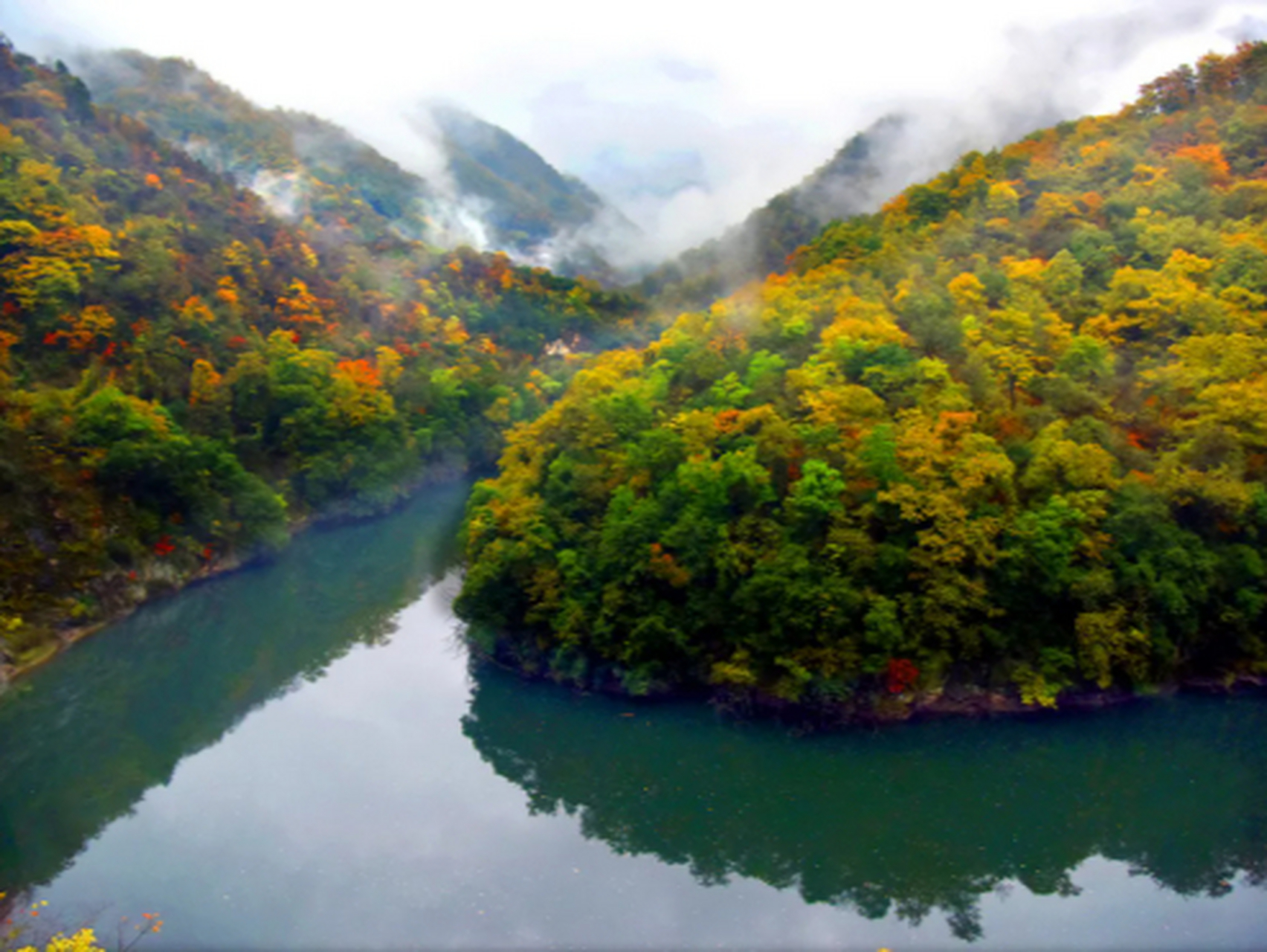 宝鸡黄柏塬:这里既有江南秀色,又有北国风光,景区总面积896平方公里