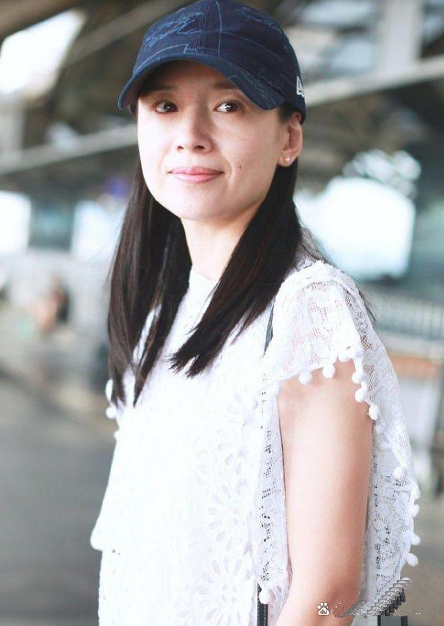 董洁的素颜照美翻了,简直就是美的标杆