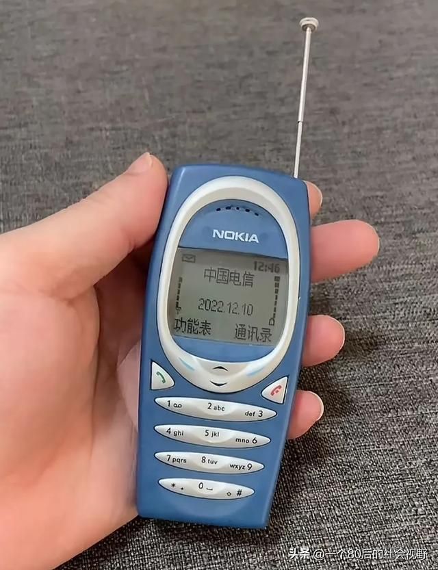 盘点那些年带天线的手机,看看你最喜欢哪一款?