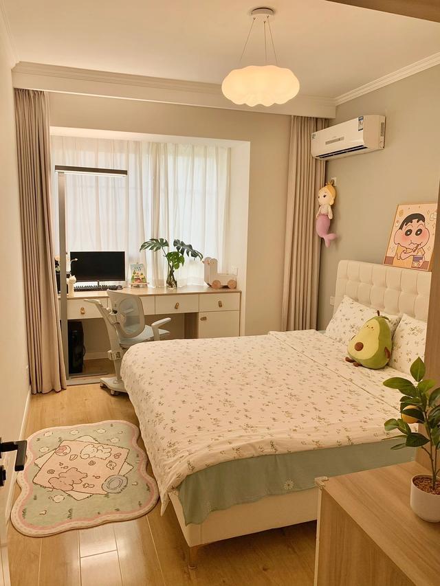 广州54岁阿姨,因屋中"太安逸"走红,屋中毫无俗气,看着很治愈