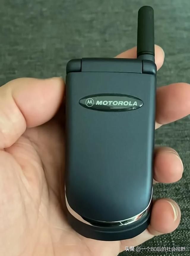 盘点那些年带天线的手机,看看你最喜欢哪一款?