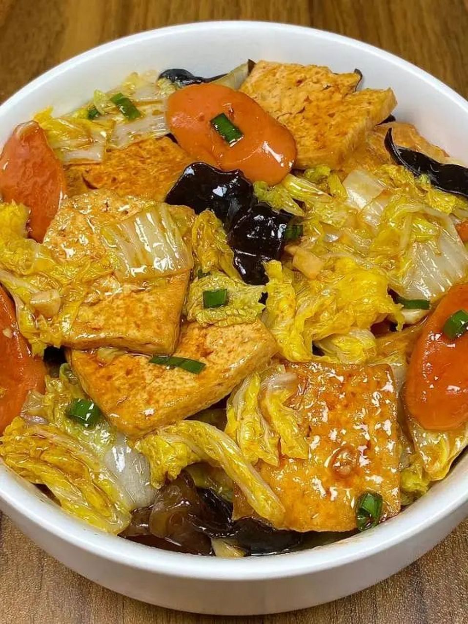 好吃到哭的白菜火腿炖豆腐  这道白菜火腿炖豆腐,  所有材料的组合