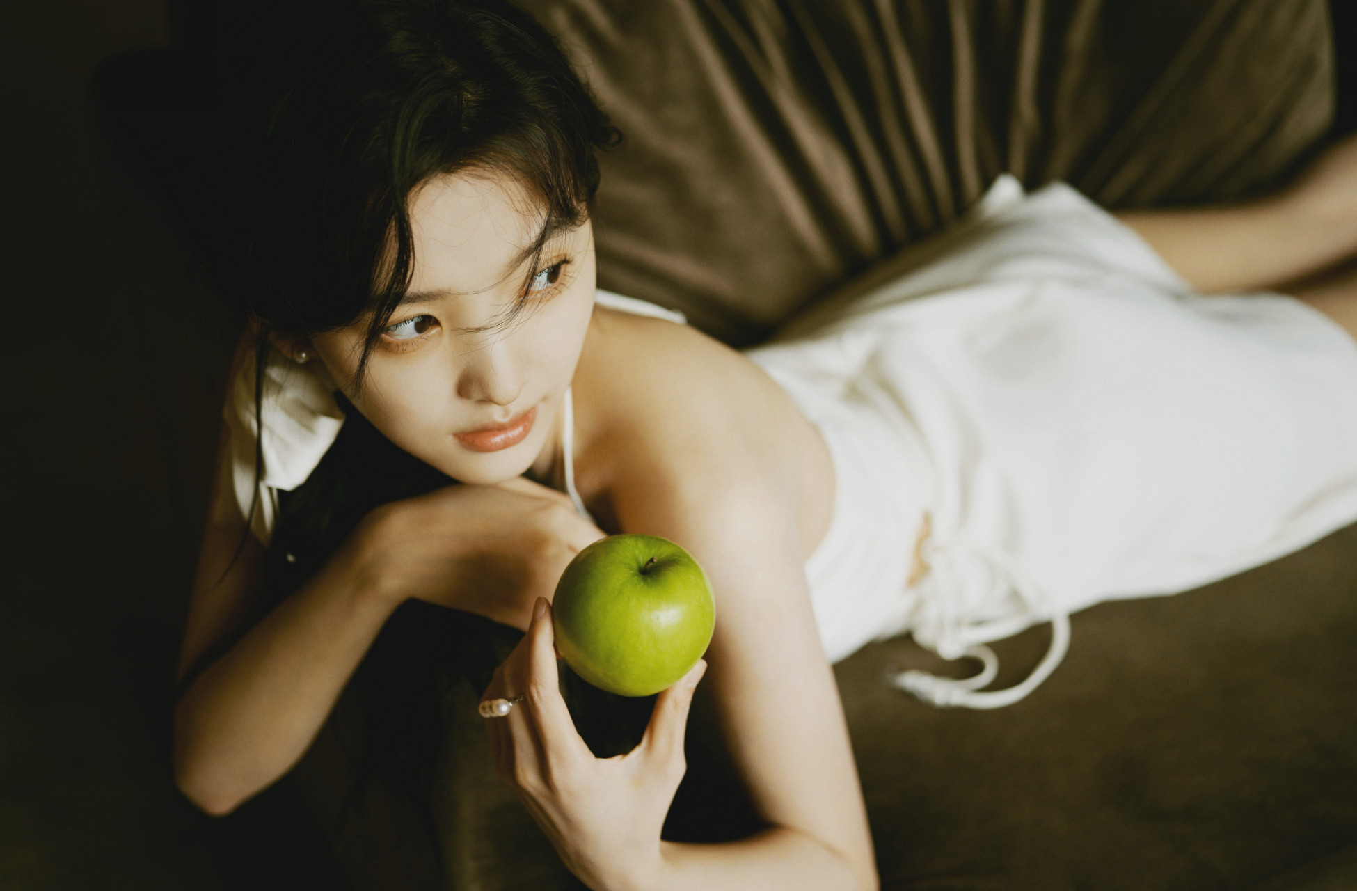 章若楠写真合集:可盐可甜的姐姐