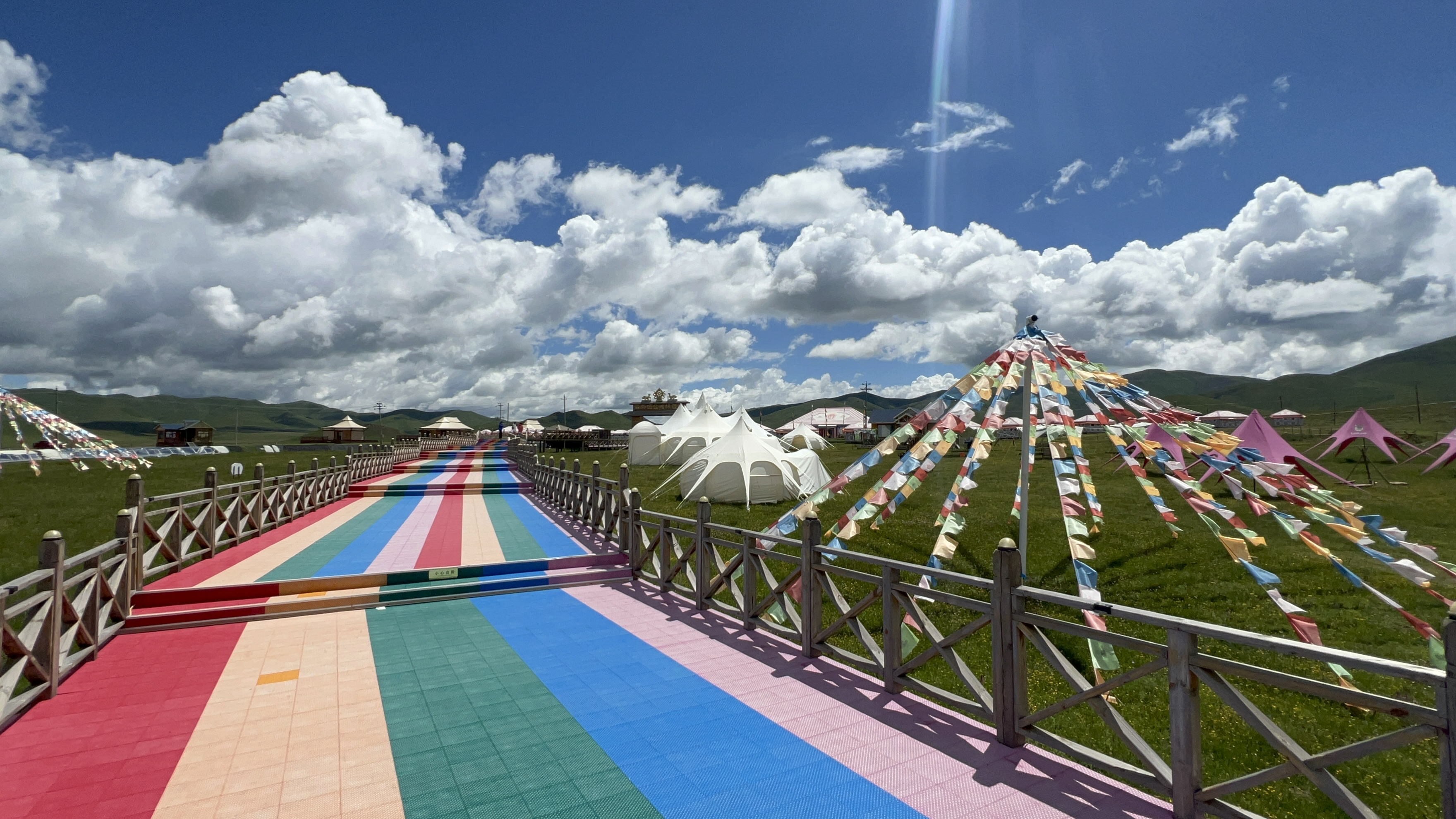 甘南夏河县桑科大草原到川西若尔盖的路况与美景