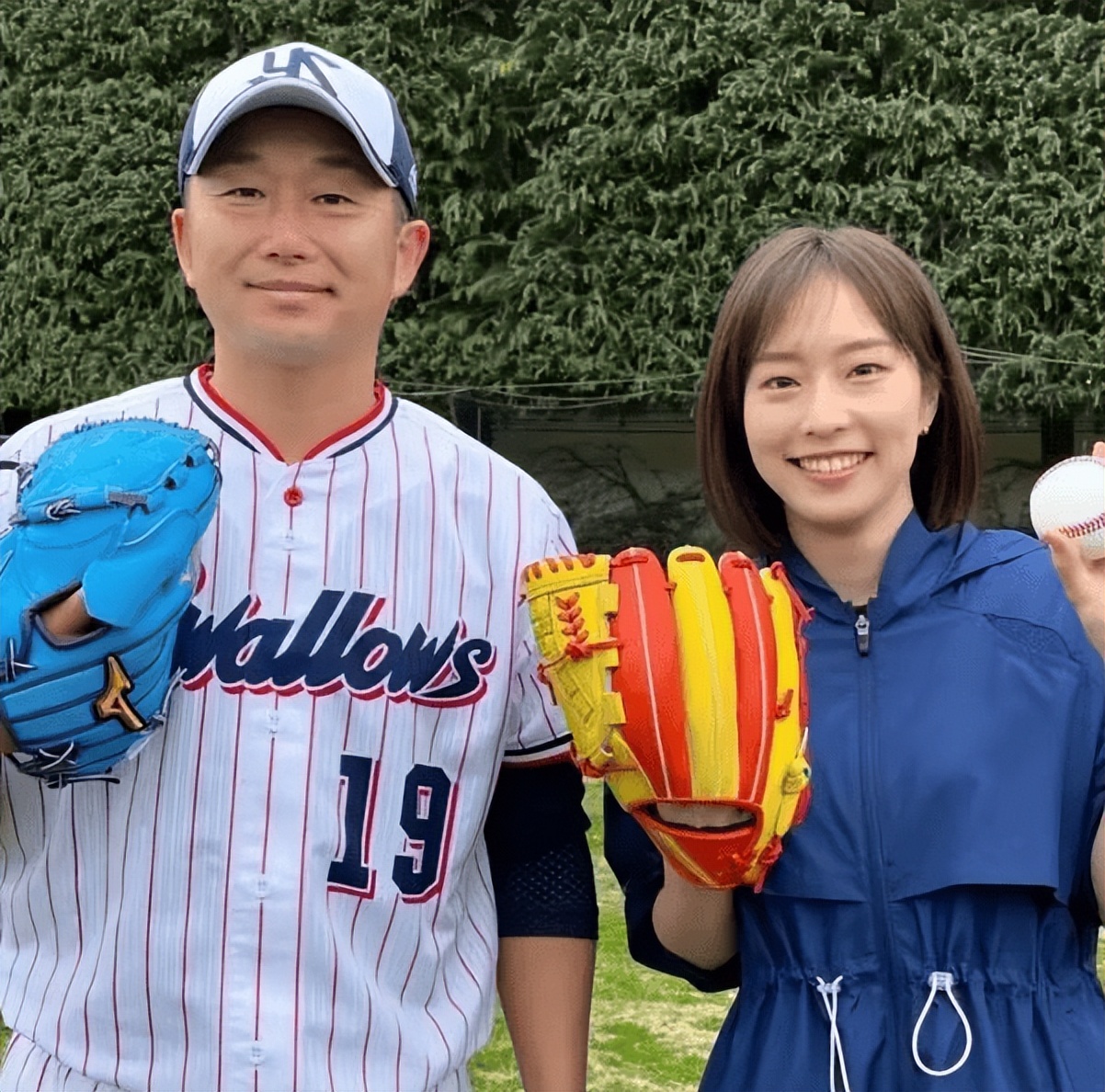 石川佳纯新恋情曝光?曾暗恋马龙,曝男方大2岁,身高178