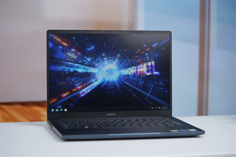 酷睿i9+RTX 4070仅有1.53kg！七彩虹源N14全能本评测