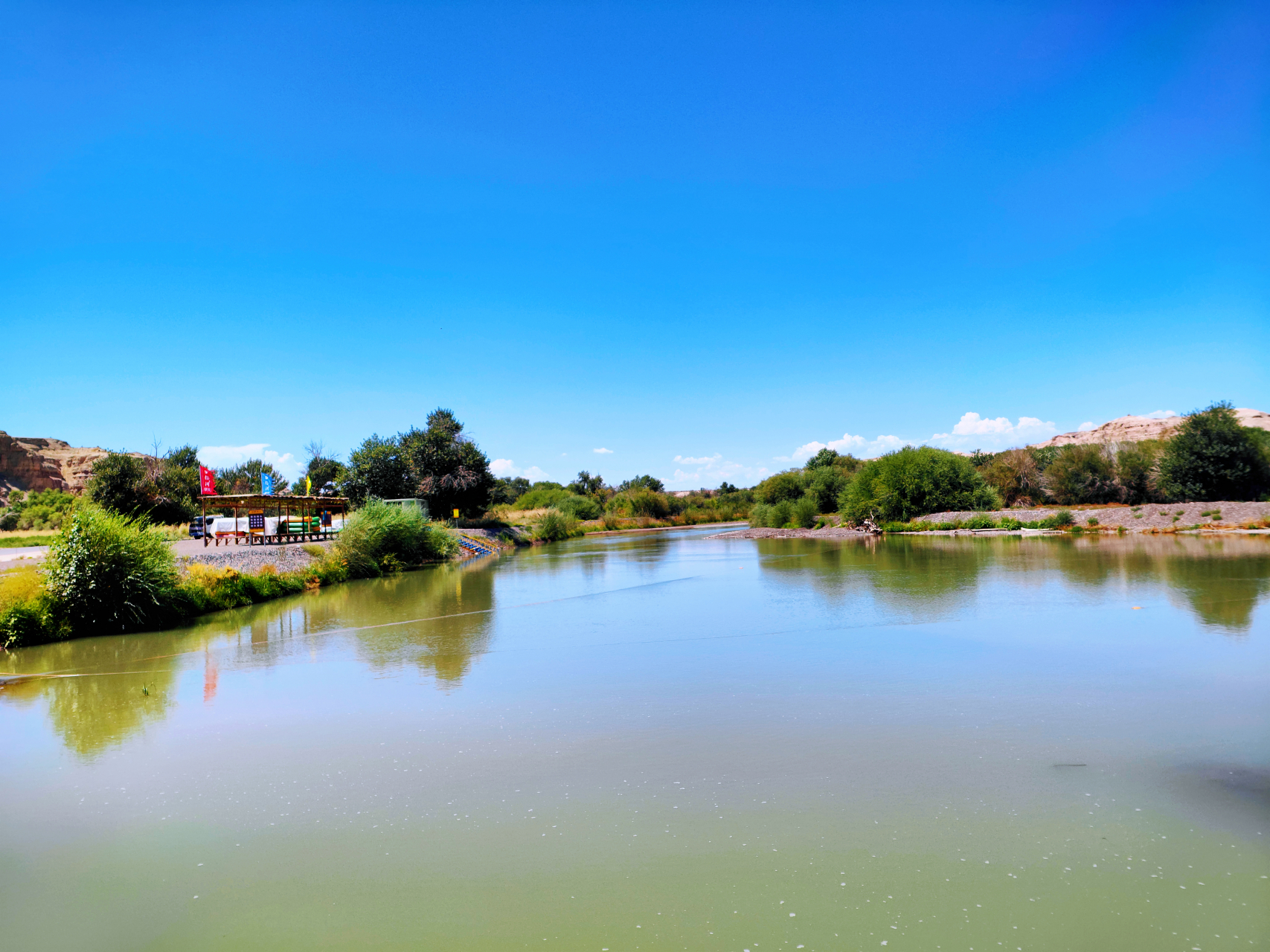 新疆克拉玛依市白杨河大峡谷