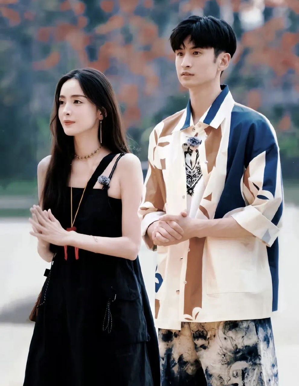 张云龙和古力娜扎现在在节目里的关系很暧昧,双方团队都没有要避嫌的