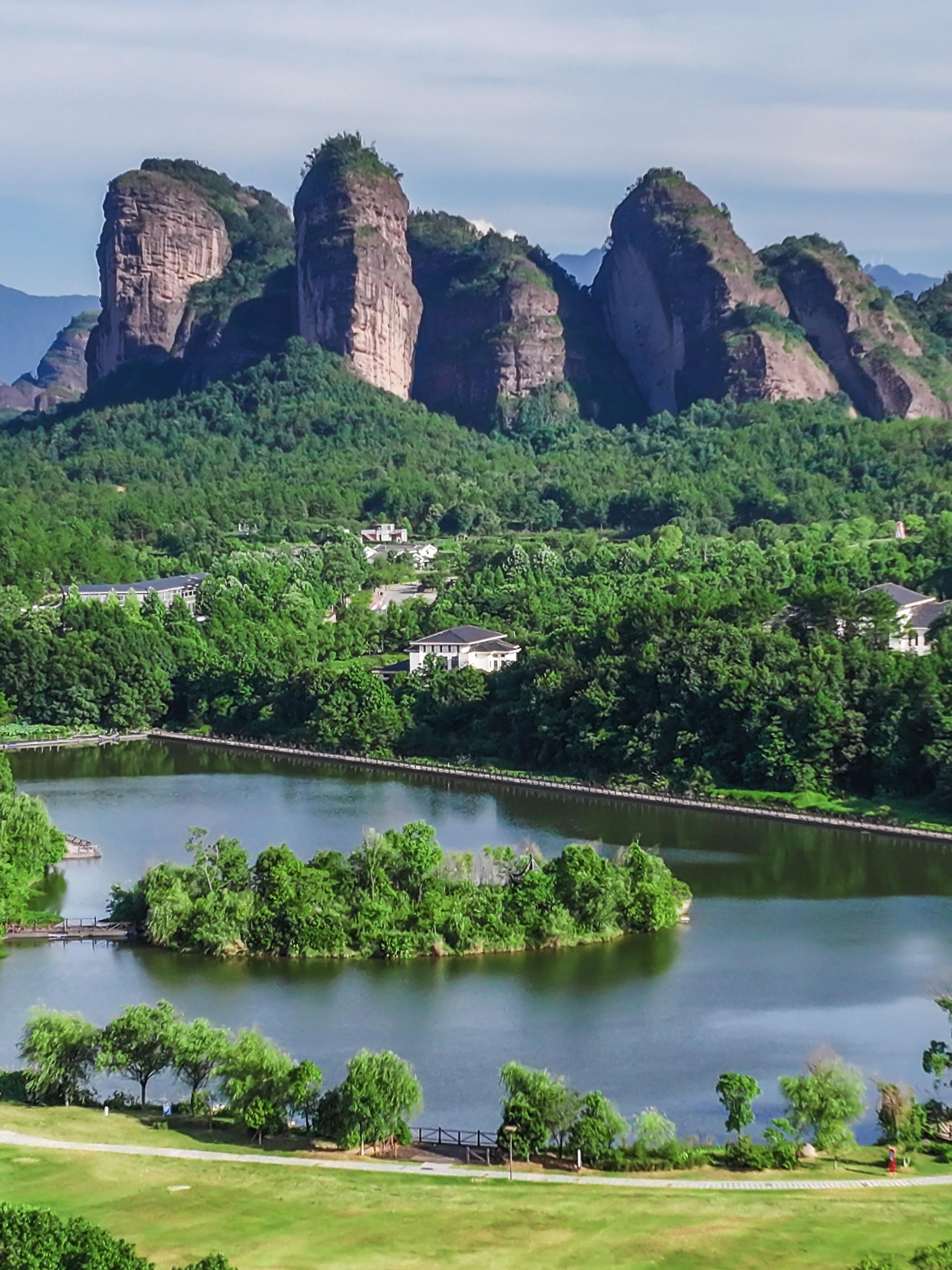 龙虎山标志性风景图片图片