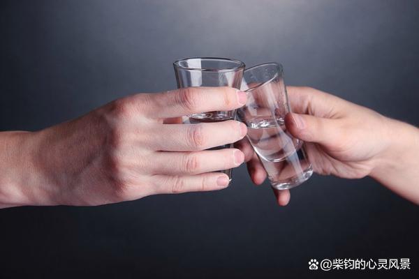 一两白酒的酒量算差吗知乎,一两白酒的酒量算差吗 一两白酒的酒量算差吗知乎,一两白酒的酒量算差吗