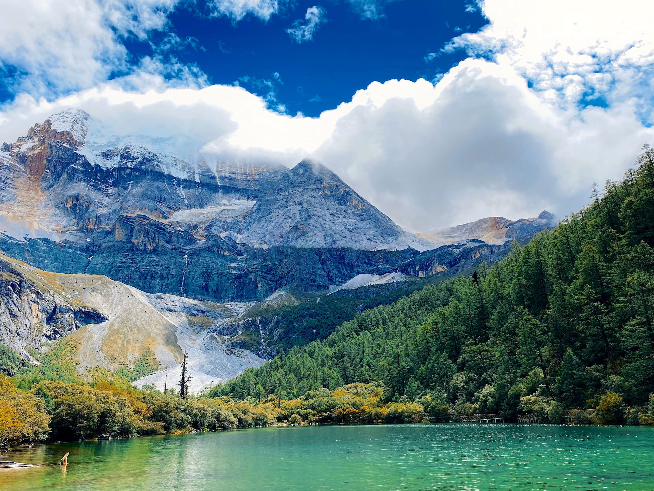 来我的家乡玩一夏#四川稻城亚丁:这里因为一部电影走入人们的眼中