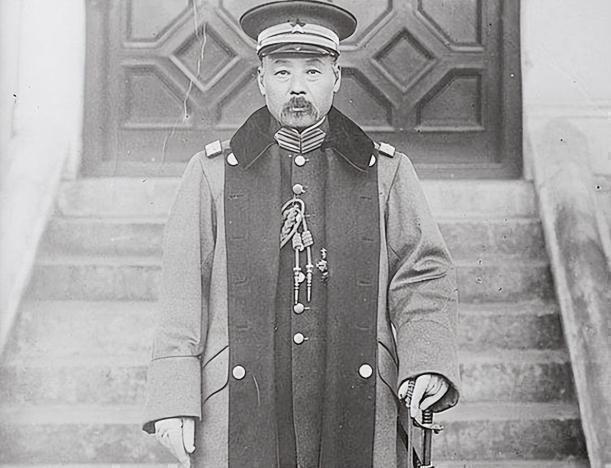 冯巩家世有多显赫?太爷爷曾任民国大总统,爷爷名气不大但更牛气