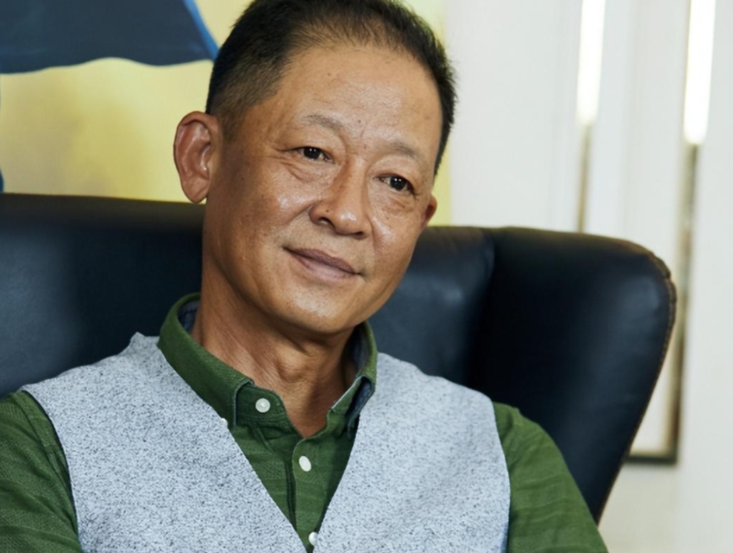 王志文有一段台词:"你强了,到处都是亲戚,遍地都是