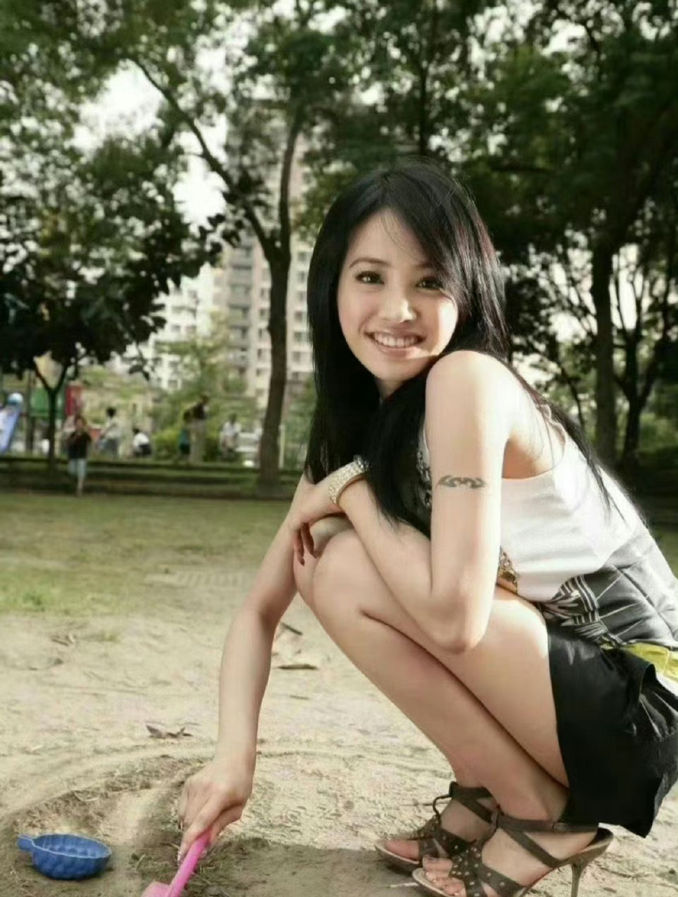 早期蔡依林的每张图片也都是美的可以当头像的程度 67[大笑][大笑]