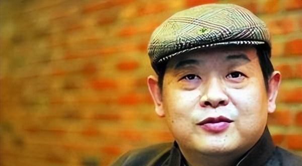 老戏骨王劲松被扎40针,泼12桶冷水,为何怒斥小鲜肉不要脸