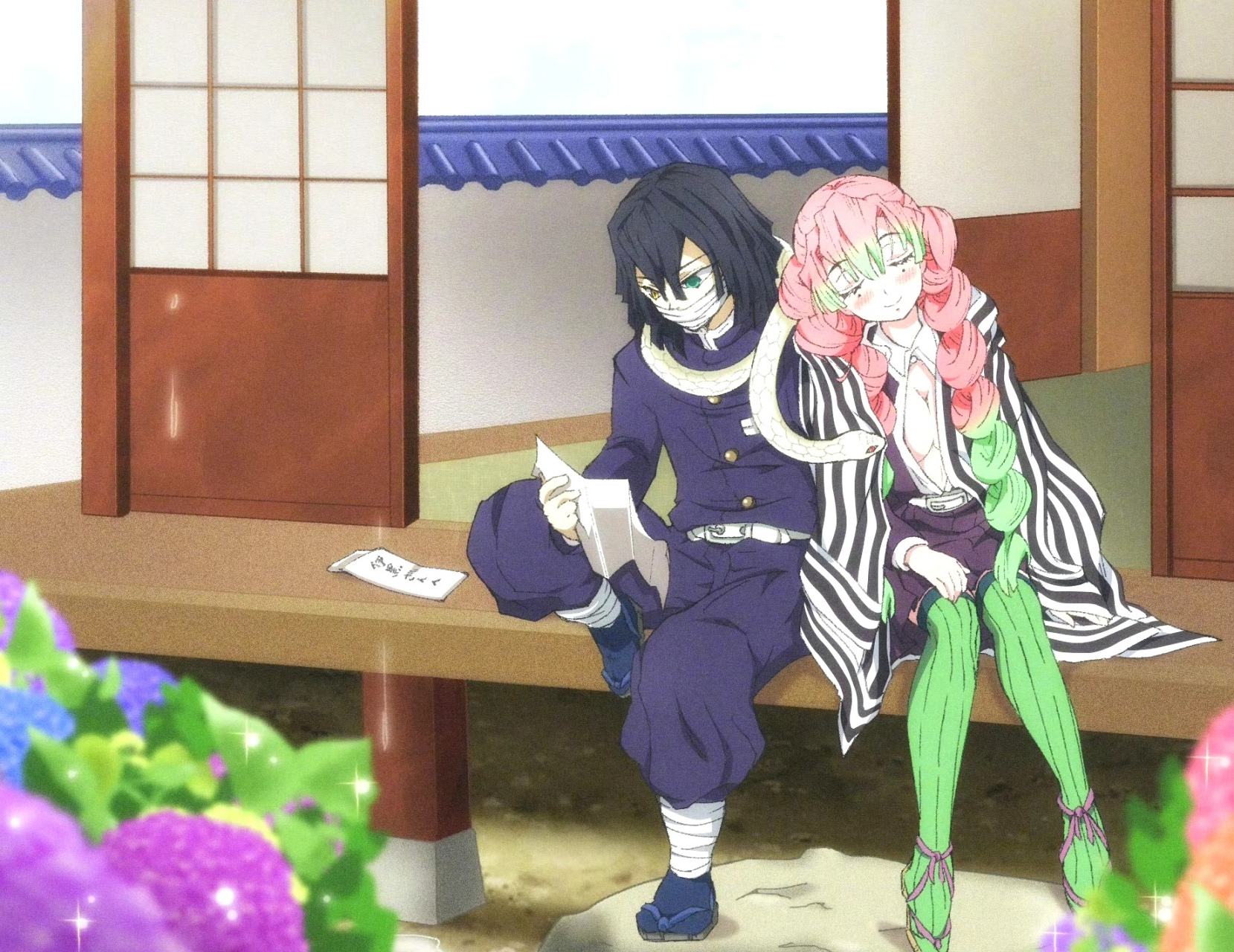 分享一组动漫《鬼灭之刃》同人插画作品,描绘了伊黑小芭内与甘露寺蜜