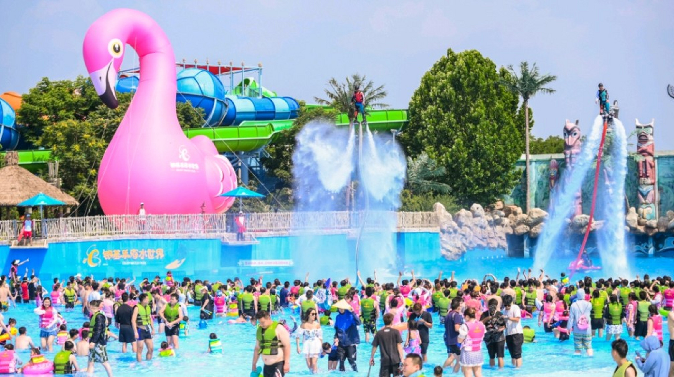 它位于河南省郑州市新密市刘寨镇,非常适合溜娃!