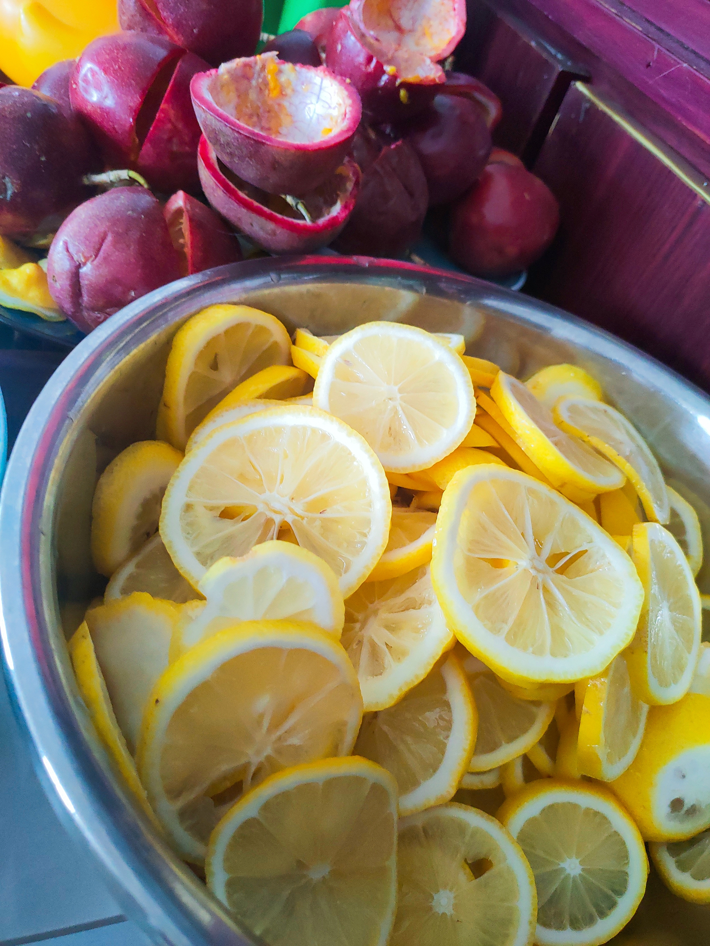 雨停了,做个果酱啊 蜂蜜百香果柠檬酱