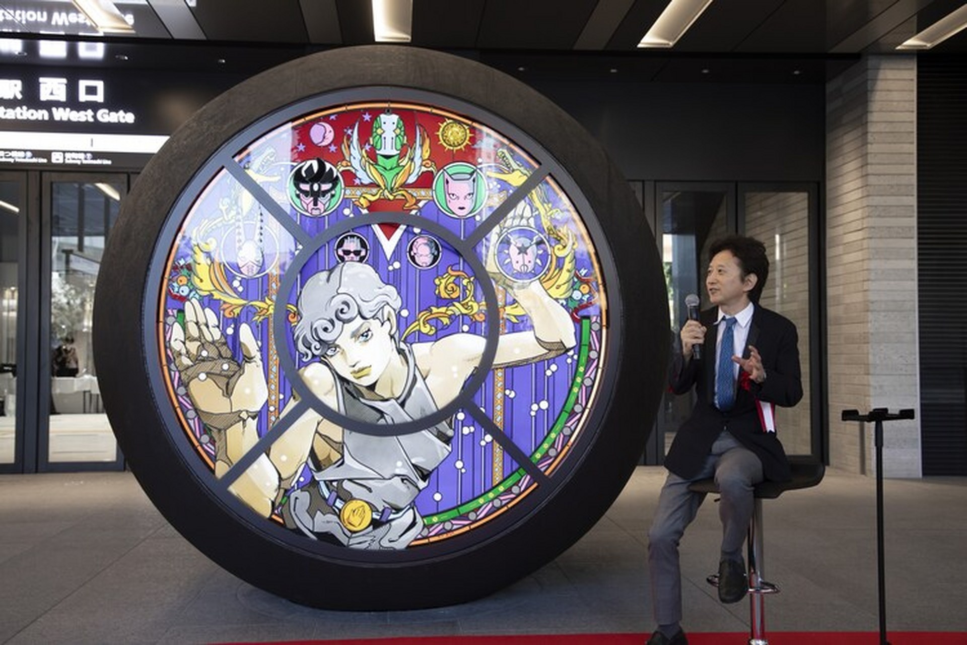 动漫# 漫画界的艺术家,荒木飞吕彦出席大阪站名为"warp(west art