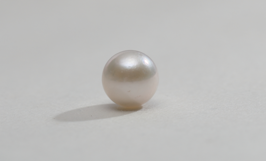 南珠宫珍珠科普丨挑选珍珠不迷路,光泽全解析,告别珠宝小白!