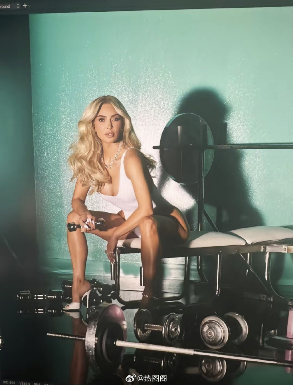 kim kardashian金卡戴珊最新健身写真