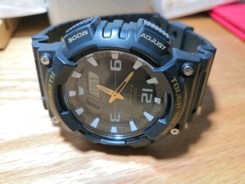 卡西欧aq-s810w手表怎么样?全面实用的多功能运动伴侣