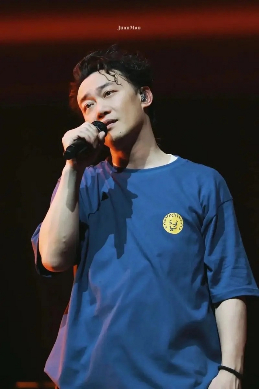 《香港男歌手实力唱将top10》:第一名毫无争议!