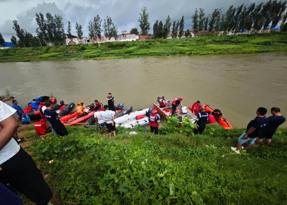 汶上一中学生跳河多人跳河汉中跳河10岁女孩公园荡网红秋千坠河去世