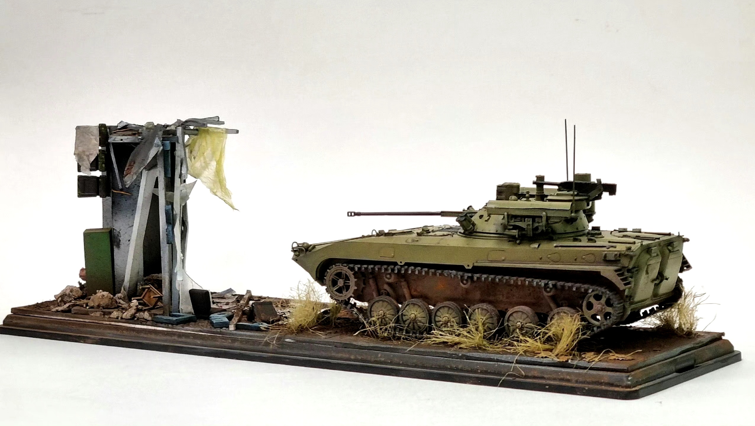 军型欣赏:小号手 1/35 bmp