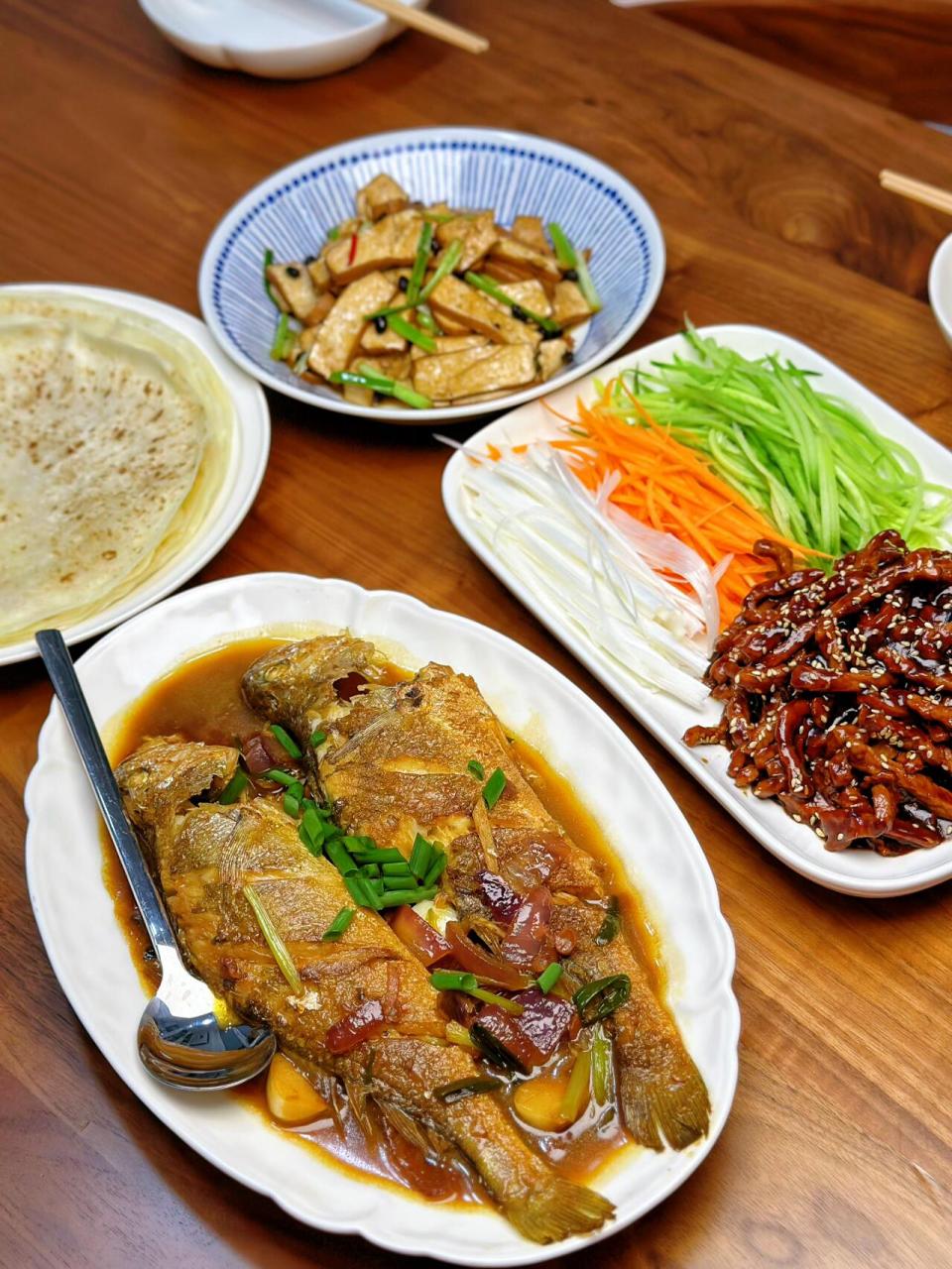 夏季晚餐|鲜味儿黄花鱼||换个做法来吃鱼 今天用了豆酱来烧 味道鲜香