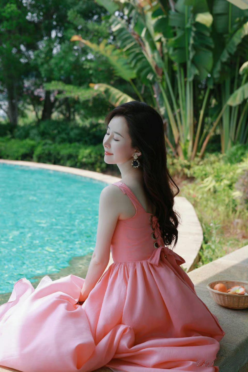 粉红女郎舒畅上线了!