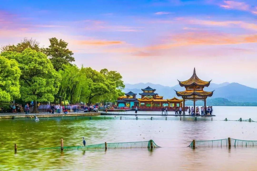 国内旅游的多彩篇章