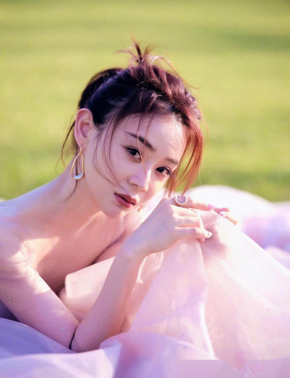 袁姗姗甜美写真.极具少女感