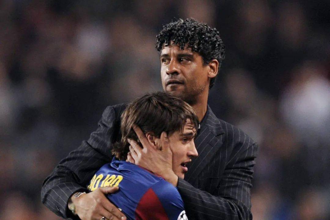 里杰卡尔德:巴萨队史天赋最高的球员有三位 其中一位是足坛独一档