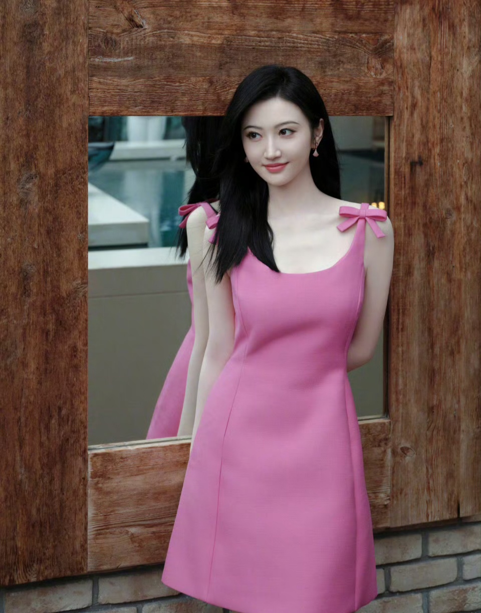 关于为什么路征那么宠景甜的信息