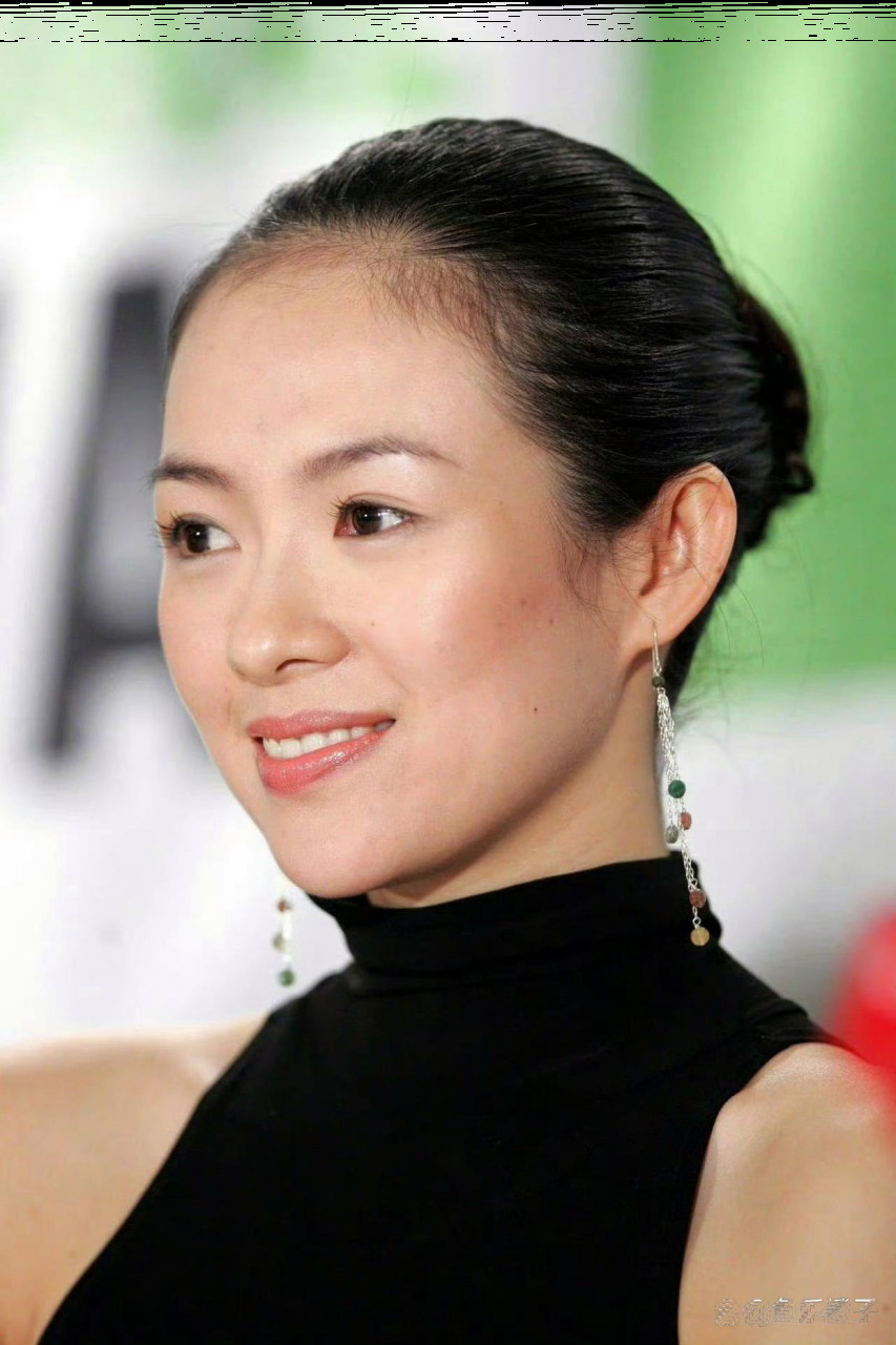 章子怡这顶级骨相,无论正颜,还是侧面,都好看,简直360度无死角!