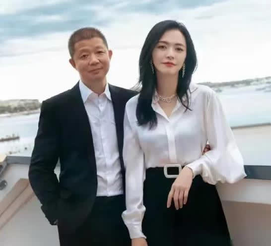 姚晨的丈夫似保镖太不般配