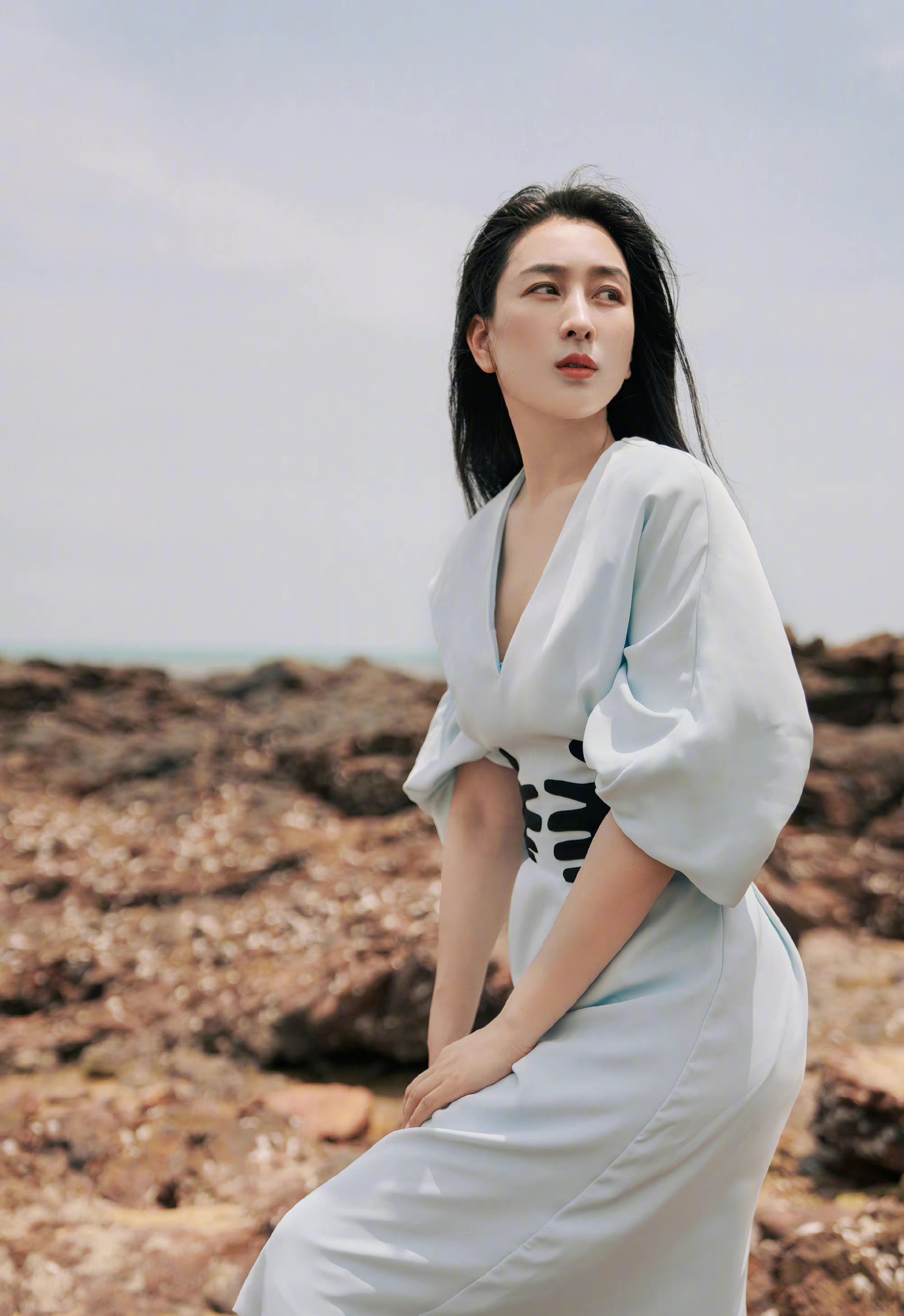 马苏的穿搭简约凸显亮点