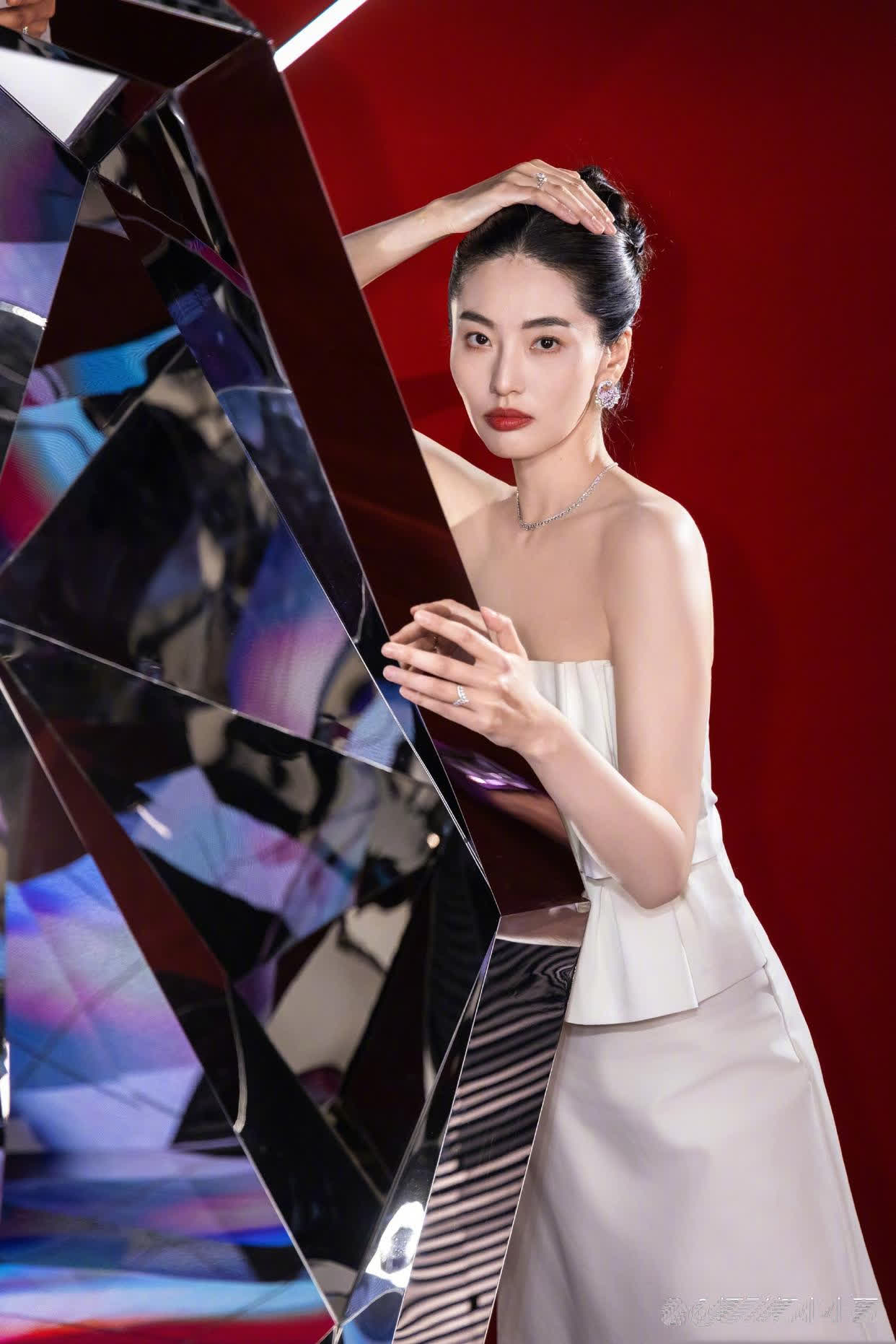陈碧舸闪光的姑娘如同夜晚的星辰耀眼动人