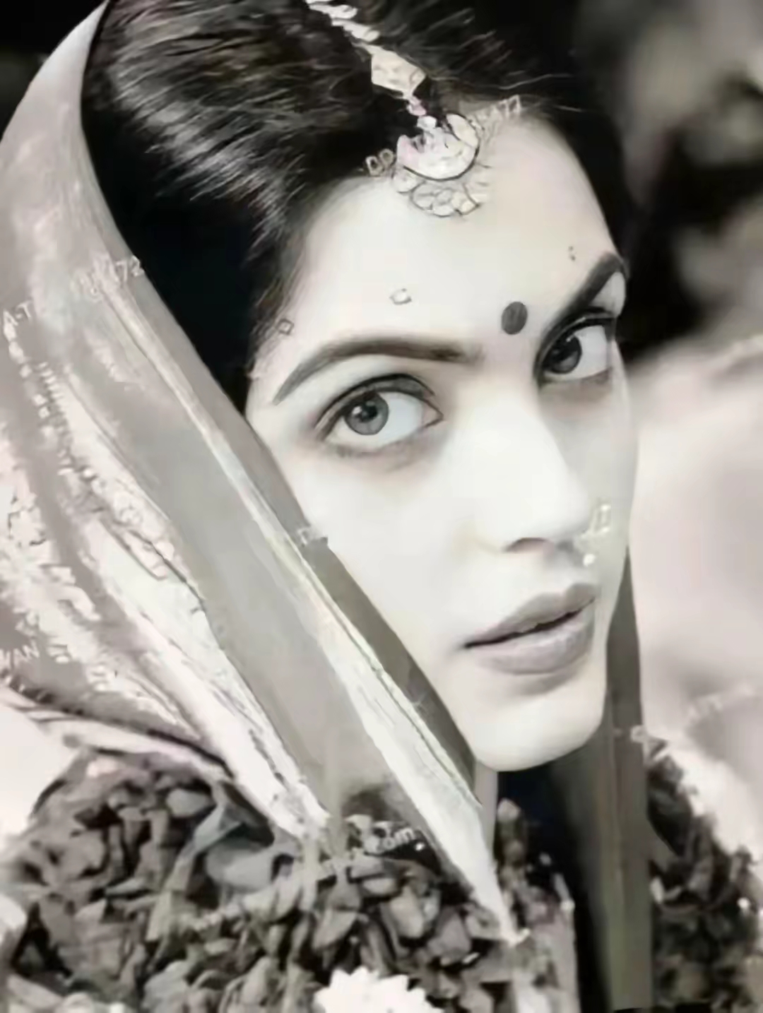 印度首富夫人妮塔年轻时太漂亮了,这还不是最重要的,最主要是种姓高还