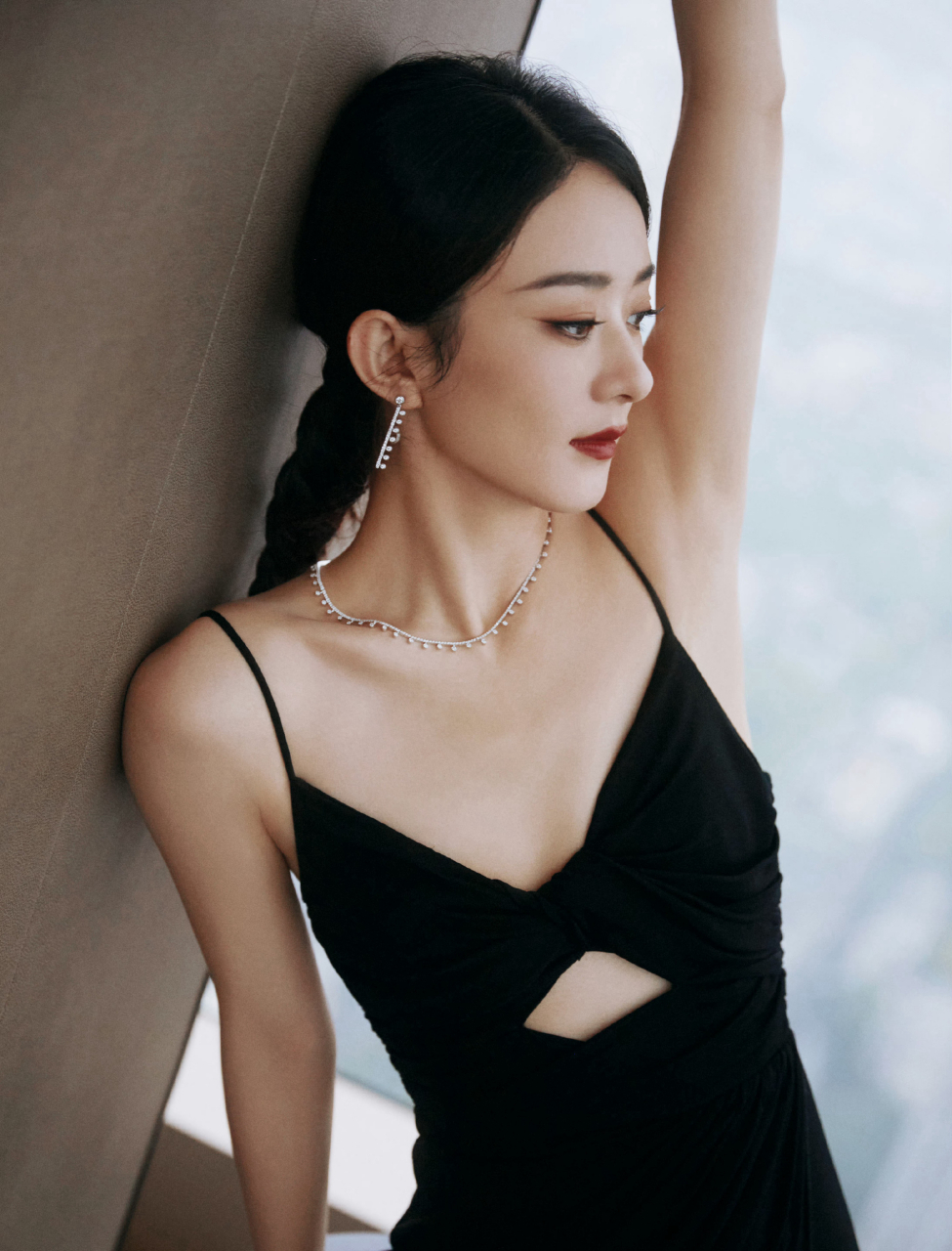 赵丽颖吊带裙写真精选