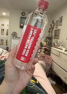 讨厌同性恋的美国人,很多都在饮用这款矿泉水