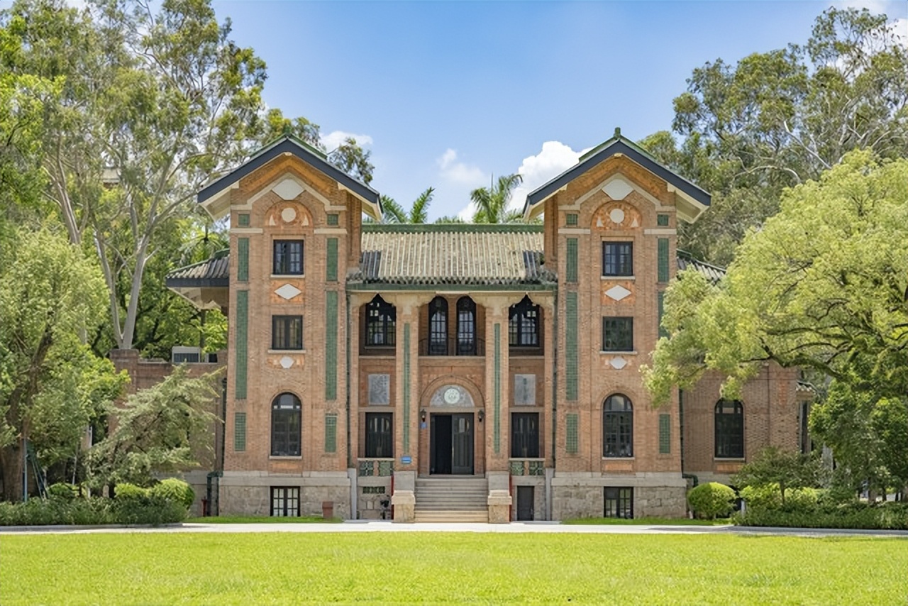 中山大学深圳校区:专业全面,前景广阔