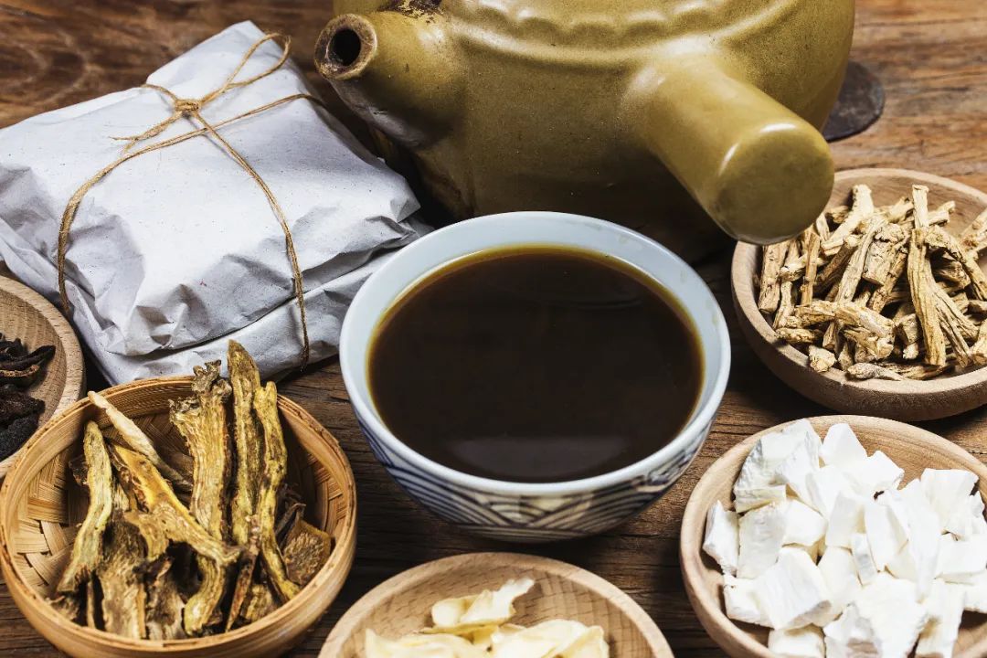 你喝的凉茶正宗吗?6大广式凉茶排行榜,中草药配比,清热又解暑