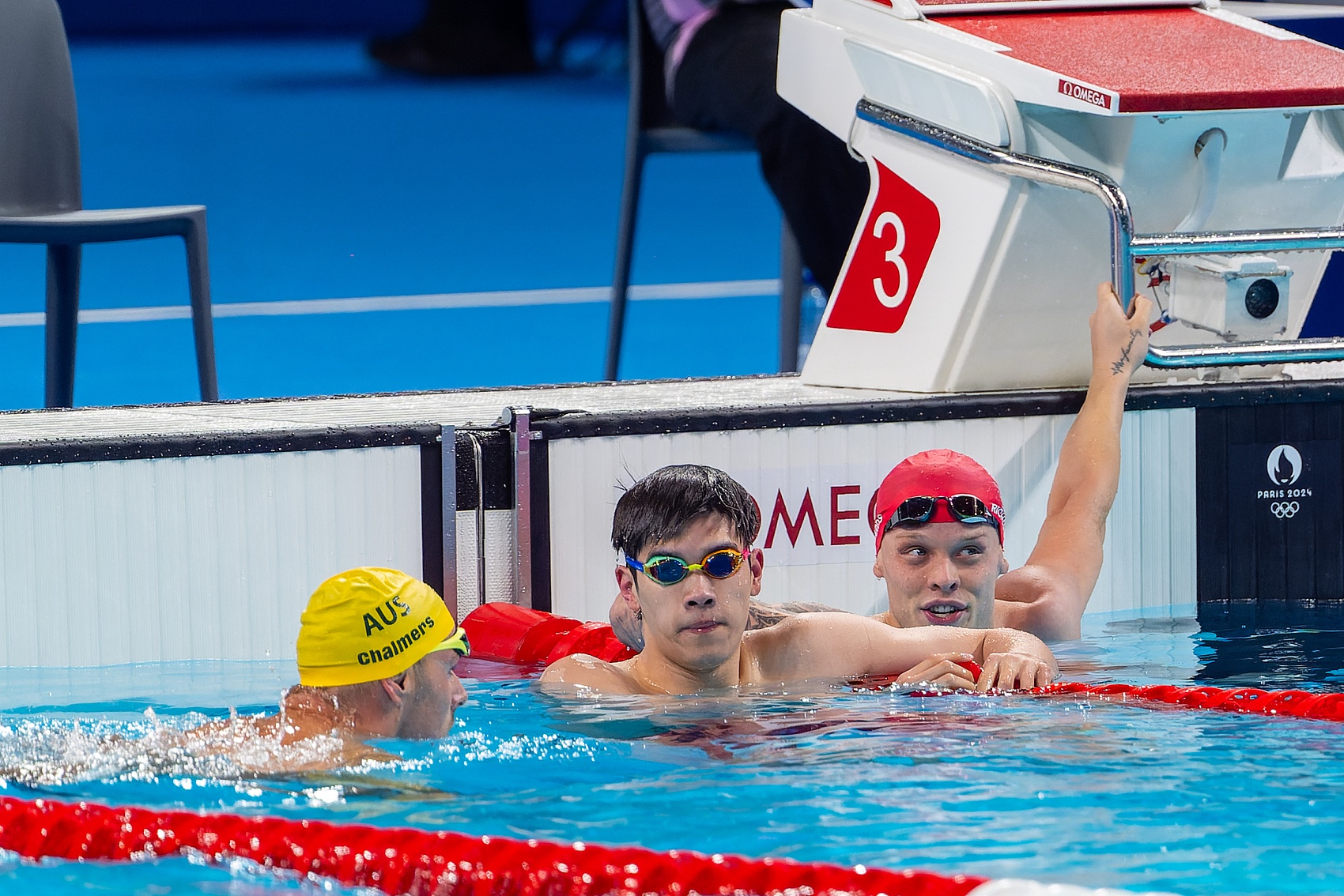 巴黎奥运会男子100米自由泳决赛夺冠之后,潘展乐帮助中国队实现了该