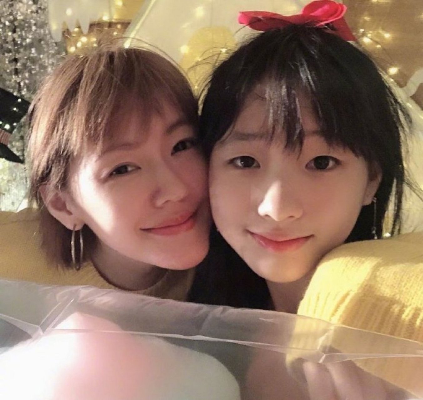 小s吐槽女儿只有下半身拽什么