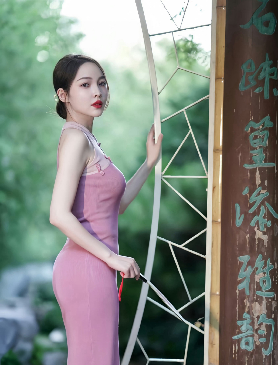 王钟瑶旗袍泳装合集