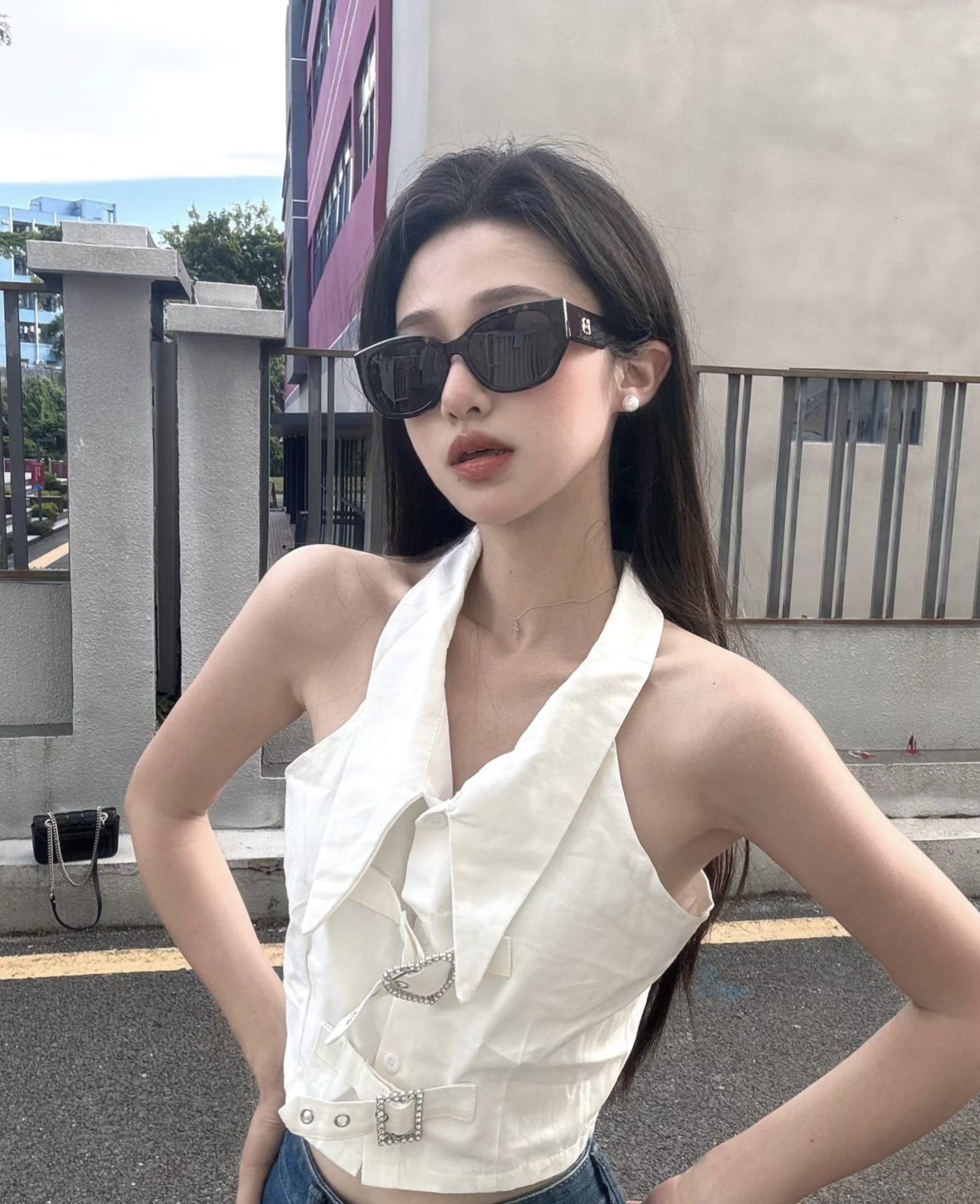 墨镜美女霸气