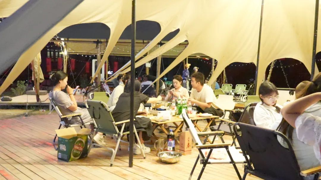 夜游嘉峪关丨灯火阑珊 那些你不可错过的夜生活地标