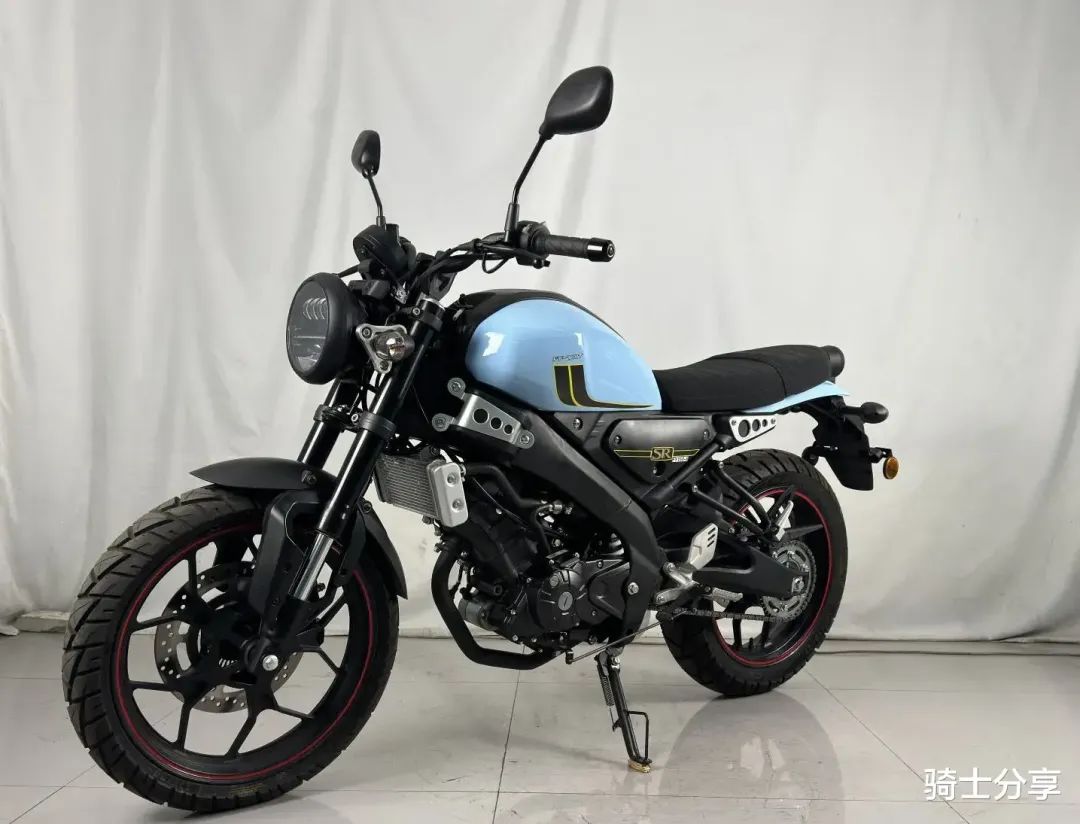 售价11800元,雅马哈xsr平替版飞鹰150开售,外形神似性能激进